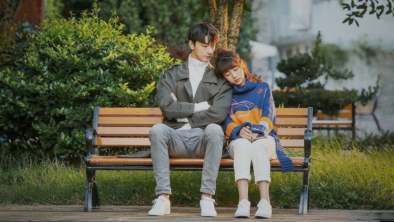 เมื่อหัวใจของคนไร้เดียงสาและอัจฉริยะมาบรรจบ: รีวิว ‘อุ่นไอในใจเธอ’